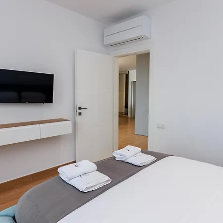 Amazing Mornings * Vlorë