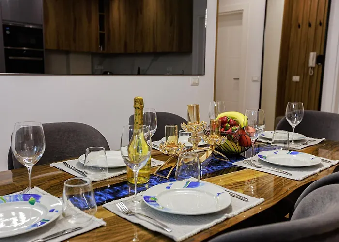 アパート Amazing Mornings Vlorë